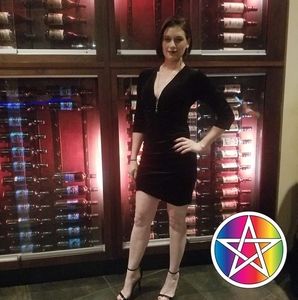 Meet your Posher, Lexi